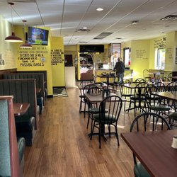 Brightside Cafe - Inside
