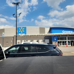 Walmart Supercenter - Outside