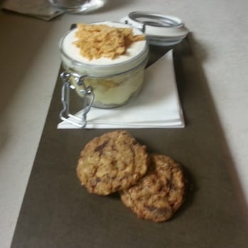 MW Restaurant - New American Near Me - Honolulu, Hawaii