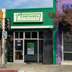 Con Confianza Tax Services - The view from outside looks friendly. :-)
