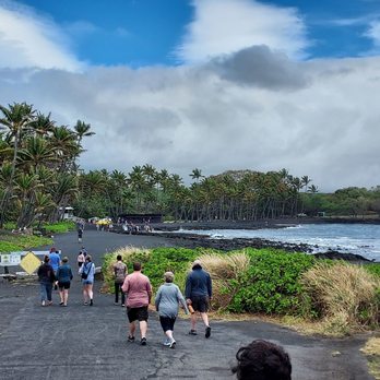 Punalu'u Black Sand Beach - Beaches Near Me - Pahala, Hawaii Punalu'u Black Sand Beach - Beaches Near Me - Pahala, Hawaii