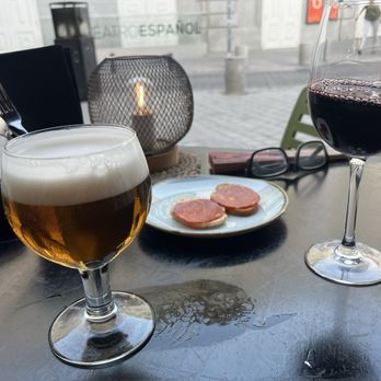 Il Pezzo di Giuseppe - Complimentary tapas with our drinks - Pizza Near Me - Madrid, M
