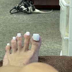 Tic Tac Nails - my horrible toes