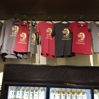 Tapped Apple Cidery & Winery - Really cute clothes - Wineries Near Me - Westerly, Rhode Island Tapped Apple Cidery & Winery - Really cute clothes - Wineries Near Me - Westerly, Rhode Island