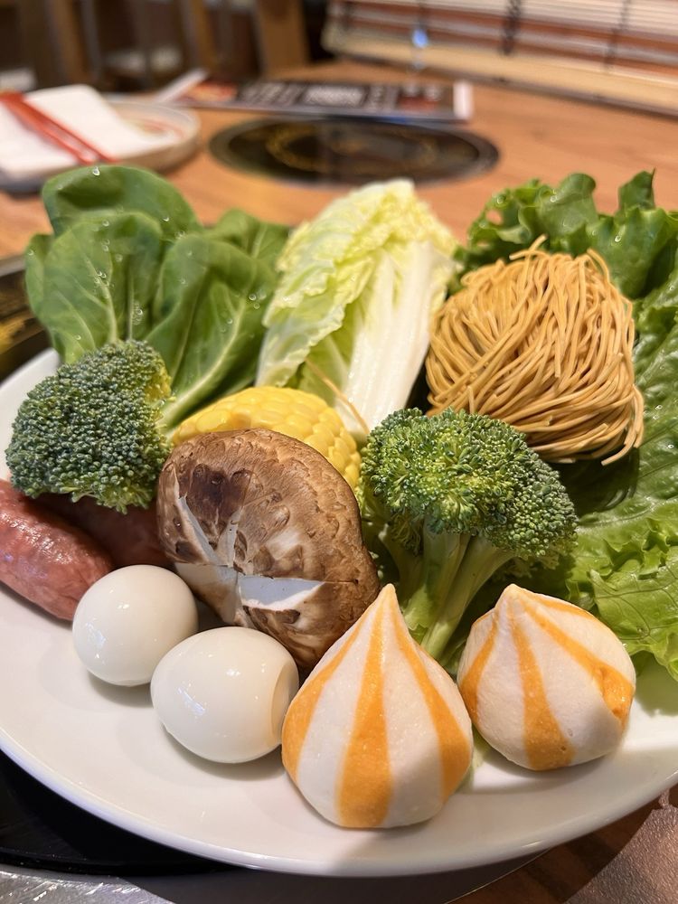 Easy Joy Dim Sum & AYCE Hot Pot