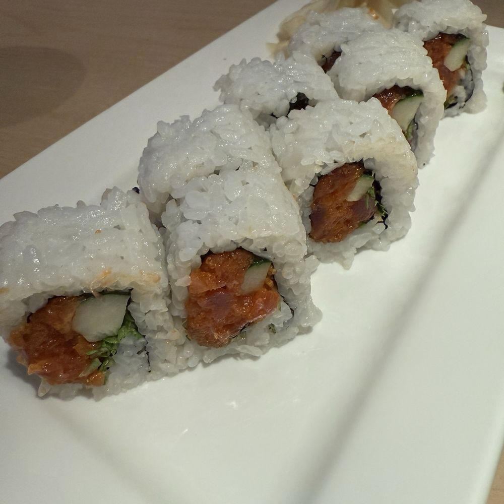 Yanagi Sushi - Spicy tuna roll - Japanese Near Me - Honolulu, Hawaii Yanagi Sushi - Spicy tuna roll - Japanese Near Me - Honolulu, Hawaii