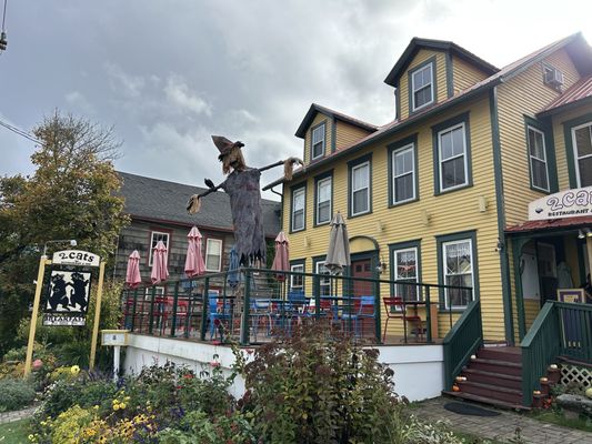 2 Cats Bar Harbor by null