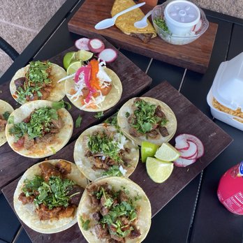 El Lechon Kitchen - Mexican Near Me - Thornton, Colorado El Lechon Kitchen - Mexican Near Me - Thornton, Colorado