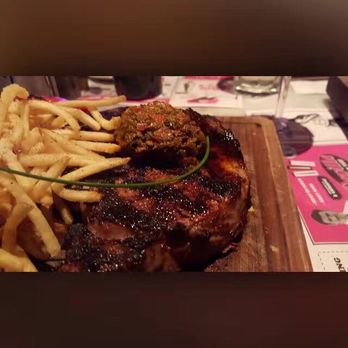 Deville Dinerbar - Diners Near Me - Montreal, Quebec Deville Dinerbar - Diners Near Me - Montreal, Quebec