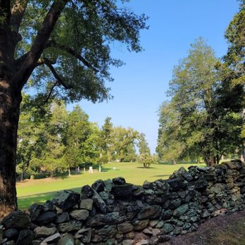 Berry Hill Resort - Very cool stone wall around the main house property. - Hotels Near Me - South Boston, Virginia Berry Hill Resort - Very cool stone wall around the main house property. - Hotels Near Me - South Boston, Virginia