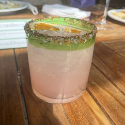 Paloma(?) Paloma(?)