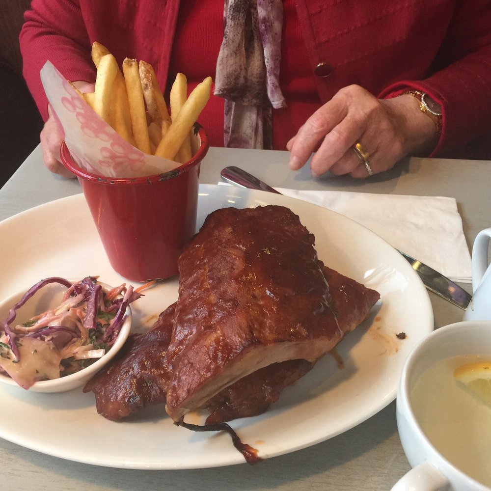 Bill's Restaurant - Rack of ribs - British Near Me - Birmingham, XWM