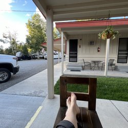 Willow Springs Resort - Hanging out
