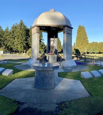 Jimi Hendrix Memorial by null