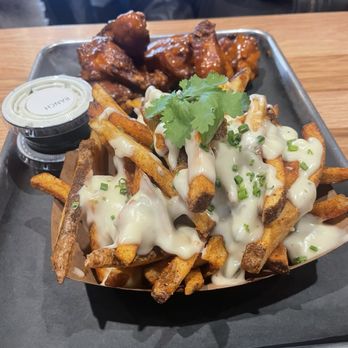 District Brew Yards - Brewpubs Near Me - Chicago, Illinois
