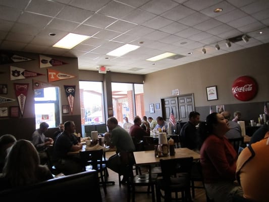 Dave Poe's BBQ by null