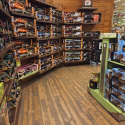 Bass Pro Shops
