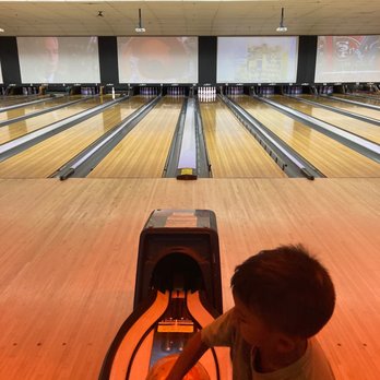 AMF Rocklin Lanes - Bowling Near Me - Rocklin, California