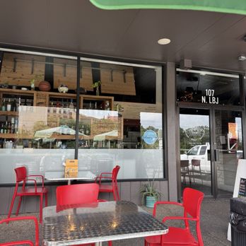 Pie Society - outside sitting - Pizza Near Me - San Marcos, Texas