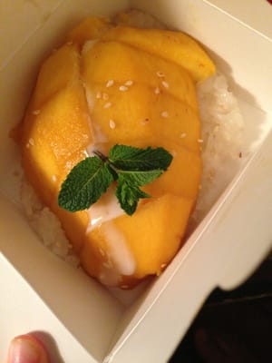 Thai at Home Batignolles by null