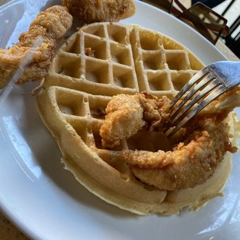 Another Broken Egg Cafe - Breakfast & Brunch Near Me - Tampa, Florida