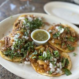 Al pastor tacos