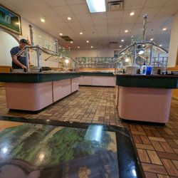 China Wok Restaurant - Small, but decent.