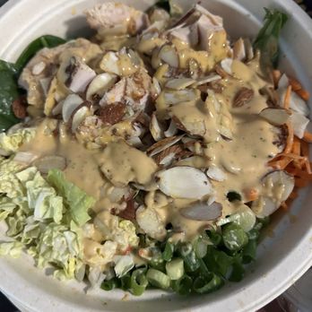 Nature's Table Bistro - Sesame Thai Bowl - Sandwiches Near Me - Orlando, Florida