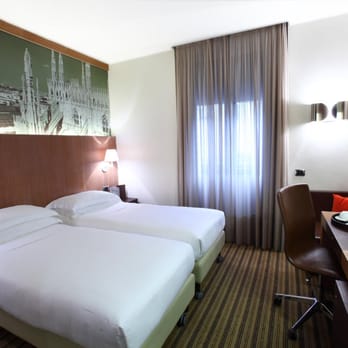 Starhotels Ritz - SUPERIOR ROOM - Hotels Near Me - Milan, Michigan