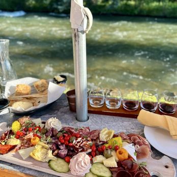 Aspen Peak Cellars - Wineries Near Me - Bailey, Colorado