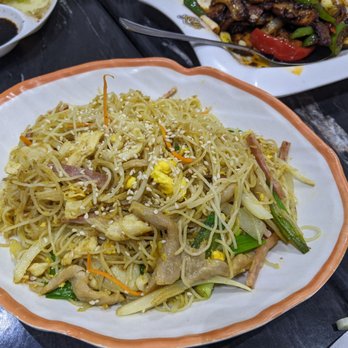 Local Cafe - Stir fried vermicelli, tasty - Chinese Near Me - Fremont, California Local Cafe - Stir fried vermicelli, tasty - Chinese Near Me - Fremont, California