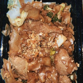 Aaharn 56 Thai Cuisine - PAD SEE EW NOODLES - Thai Near Me - San Diego, California