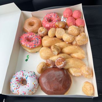 Eldo Donuts - THE BEST DONUTS EVER!!!!  Drove 8 miles from home and passed 30 donut shops because these are worth it!!! - Donuts Near Me - Frisco, Texas