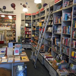 Schropp - The inside of the store.