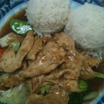 Appethaizing - Garlic chicken w/ mixed veg - Thai Near Me - Puyallaup, Washington Appethaizing - Garlic chicken w/ mixed veg - Thai Near Me - Puyallaup, Washington