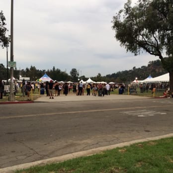 Rose Bowl Stadium - Park with food and beverages before the event. - Stadiums & Arenas Near Me - Pasadena, California Rose Bowl Stadium - Park with food and beverages before the event. - Stadiums & Arenas Near Me - Pasadena, California