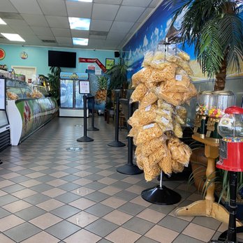 Fruta Loca - Interior - Desserts Near Me - Merced, California