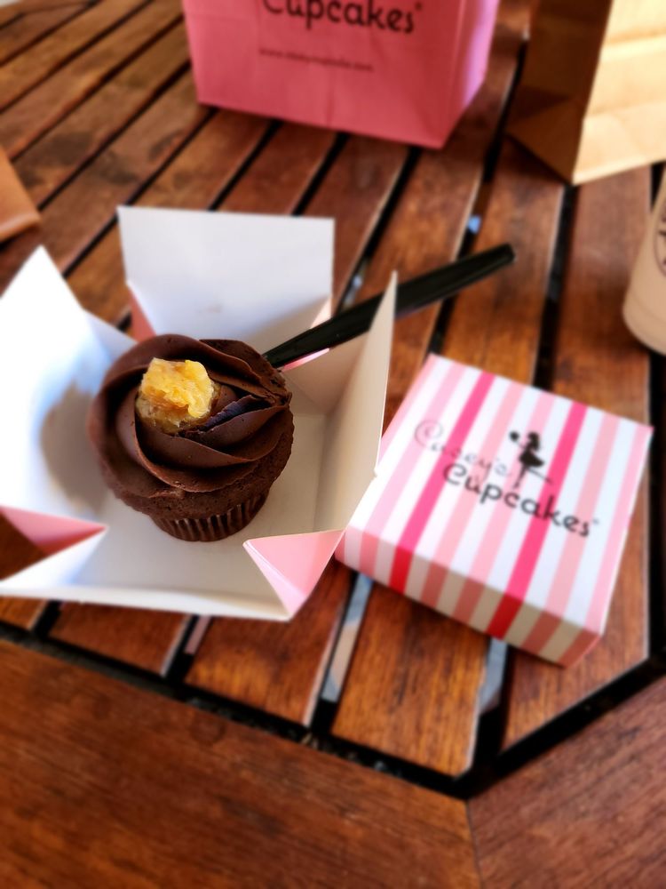 CASEY’S CUPCAKES Updated October 2024 1054 Photos & 1224 Reviews