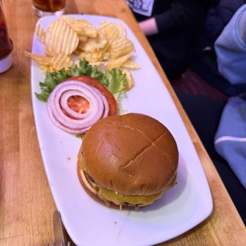 Basecamp - Cheeseburger - American Near Me - Girdwood, Alaska