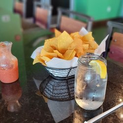 Aye! Toro Tacos & Tequila - Chips, salsa and ice water with lemon
