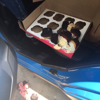 SmallCakes - Katy - The first dozen that got ruined - Cupcakes Near Me - Katy, Texas SmallCakes - Katy - The first dozen that got ruined - Cupcakes Near Me - Katy, Texas