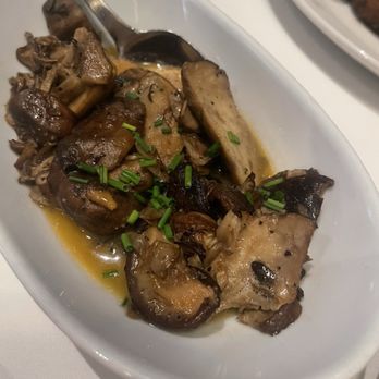 Del Frisco's Double Eagle Steakhouse - Wild mushrooms - New American Near Me - Indianapolis, Indiana