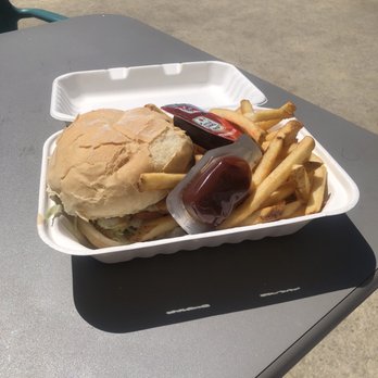Heibeck's Stand - Burgers Near Me - Wilton, Connecticut