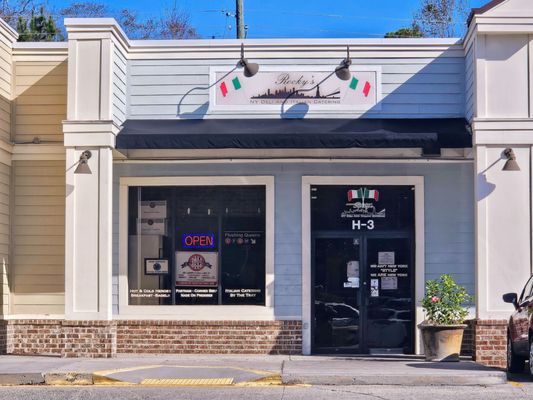 Rocky's NY Deli & Italian Catering by null
