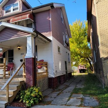 David C Thomas - National Realty Centers Birmingham - Single family home - In Detroit Sold for $70,0000 - Real Estate Agents Near Me - Birmingham, Michigan David C Thomas - National Realty Centers Birmingham - Single family home - In Detroit Sold for $70,0000 - Real Estate Agents Near Me - Birmingham, Michigan