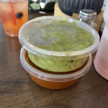 Los Ruizenores - Small guacamole small salsa hot - Mexican Near Me - Sylmar, California