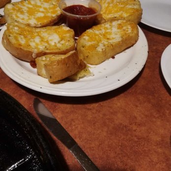 Pizza Pub - Cheesy bread - Pizza Near Me - Wisconsin Dells, Wisconsin Pizza Pub - Cheesy bread - Pizza Near Me - Wisconsin Dells, Wisconsin