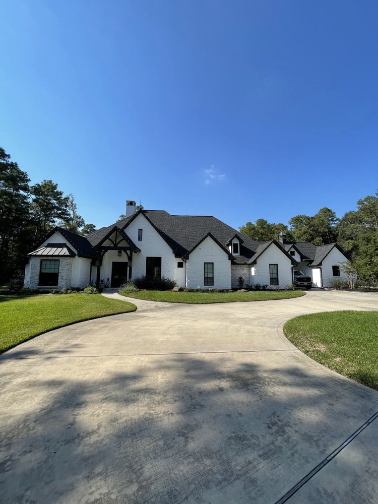 Slide of Best roofing and construction