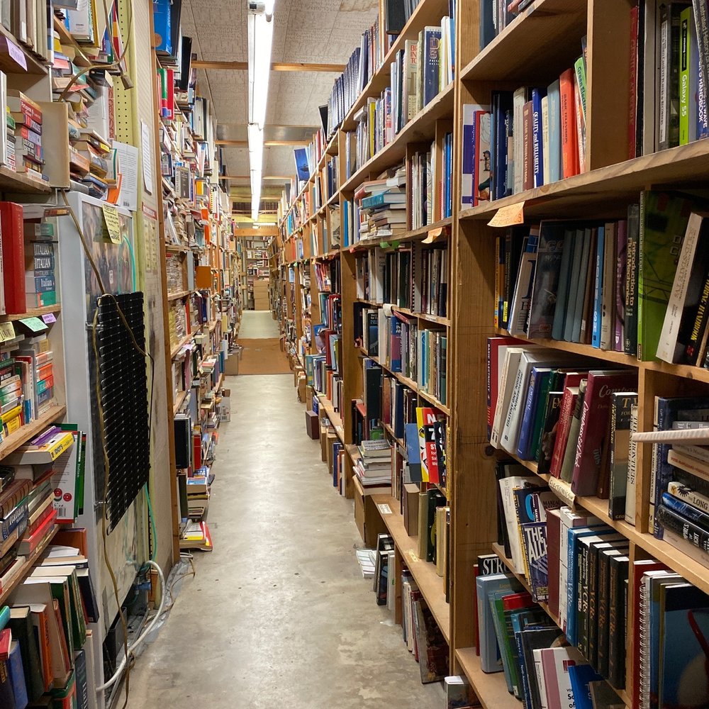 Chamblin Bookmine - Book lovers paradise - Bookstores Near Me - Jacksonville, Florida