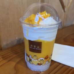 D4. Mango and Coconut with Sago D4. Mango and Coconut with Sago